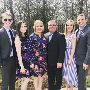 Meet your Posher, Angie